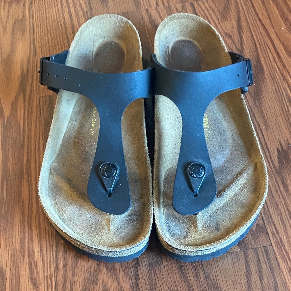 Black Birkenstock Gizeh 38 Thong Sandals